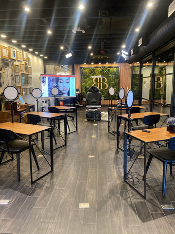 <strong>Beauty Bar Academy</strong>